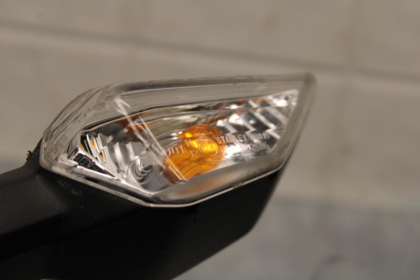 20 KAWASAKI Z400 ER400 ABS REAR LEFT RIGHT TURN SIGNALS LIGHT INDICATORS BB586