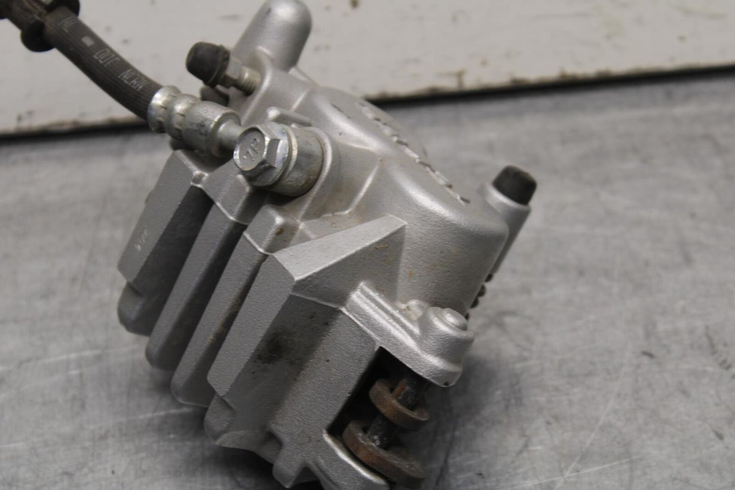 2013 Suzuki Boulevard C50T FRONT BRAKE CALIPER BB625