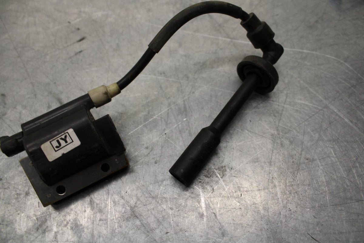 18 KTM RC 390 IGNITION COIL SPARK PLUG CAP  BB442