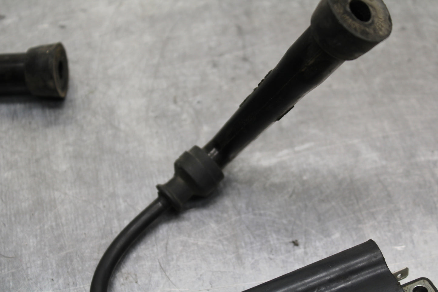 04 SUZUKI INTRUDER 800 IGNITION COILS BB758
