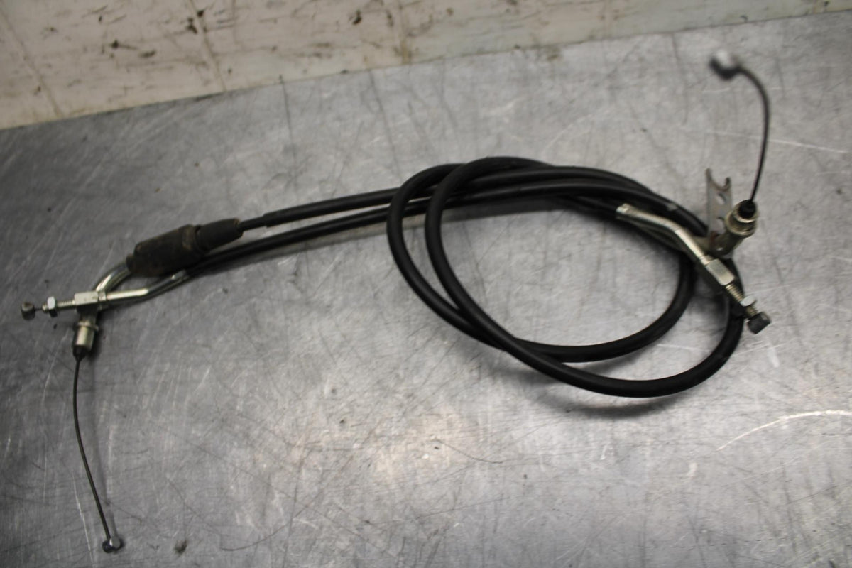 11-22 SUZUKI GSXR 600  THROTTLE CABLES LINES BB485