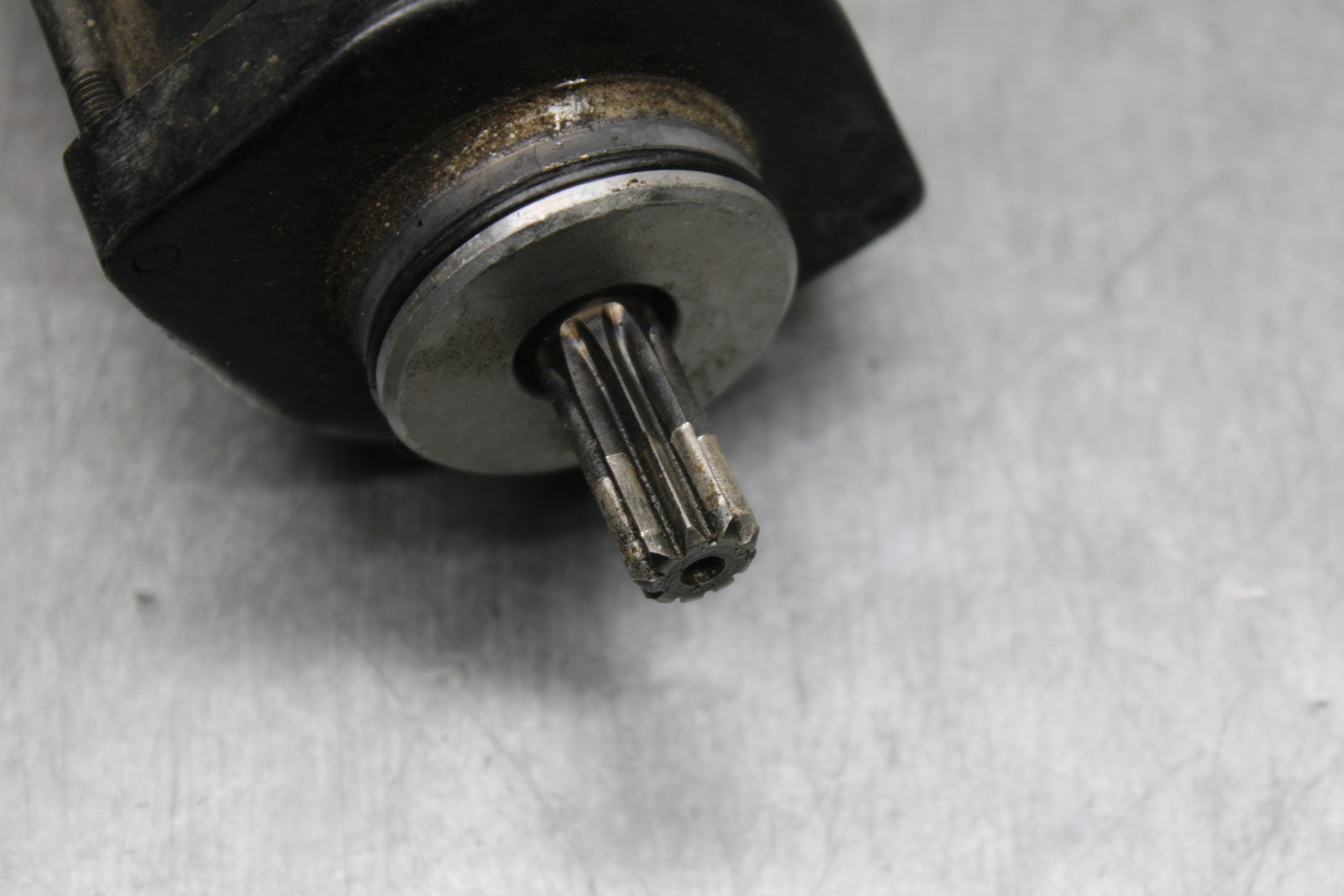 03-08 KAWASAKI VULCAN 1600 ENGINE STARTING STARTER MOTOR -DC 12V BB123