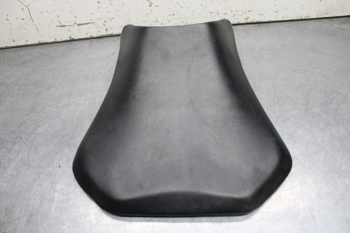05-06 HONDA CBR600RR FRONT DRIVERS SEAT PAD SADDLE PILLION BB727