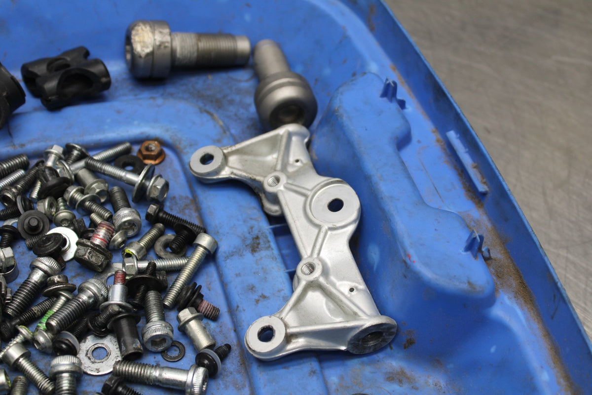 16 DUCATI 959 PANIGALE MOUNTING BOLTS HARDWARE SCREWS BB912