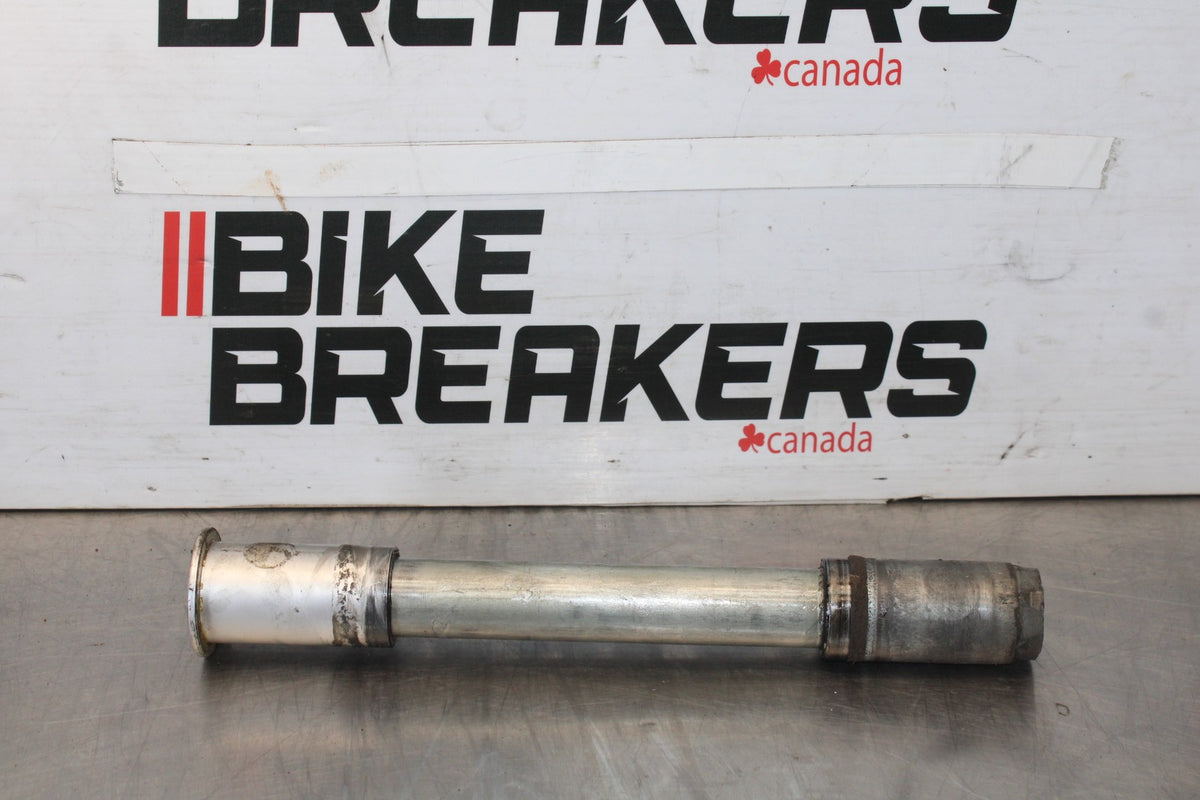 97-00 SUZUKI GSXR600 SRAD FRONT WHEEL RIM AXLE PIVOT BOLT BB921