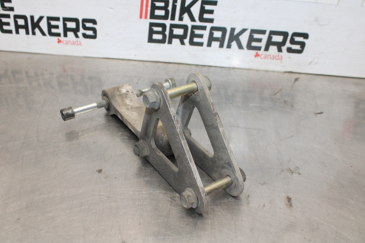 00-01 HONDA CBR929RR REAR DOGBONE SHOCK LINKAGE LINK BB925