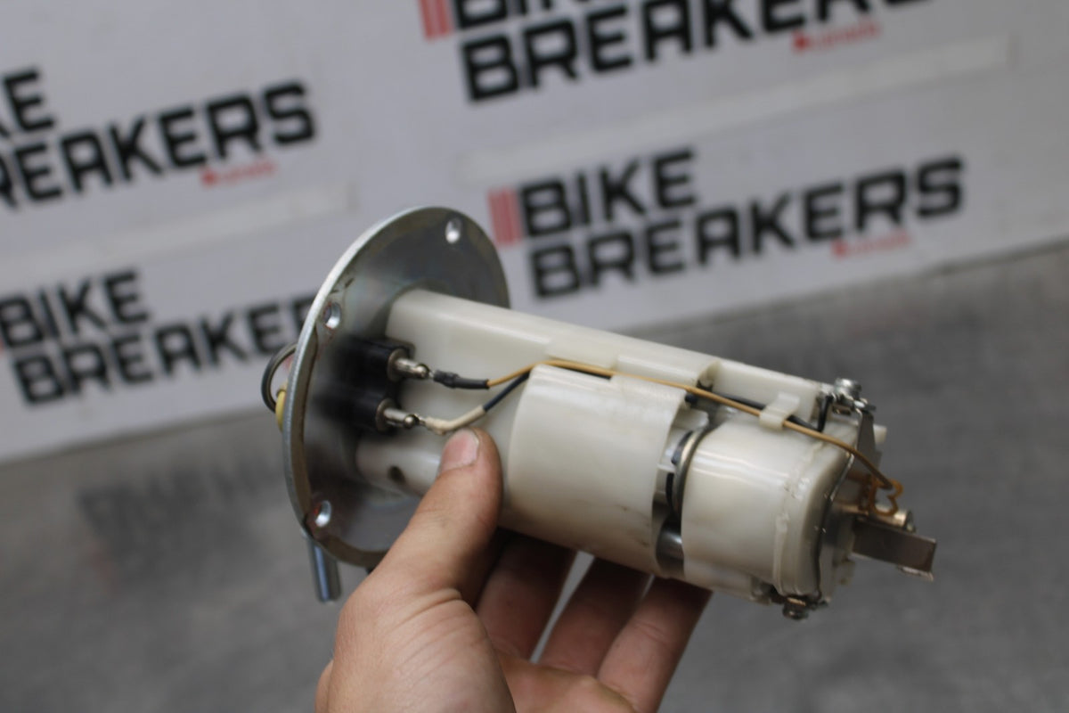 08 KAWASAKI NINJA ZX10R FUEL PUMP GAS PETROL SENDER UNIT BB902