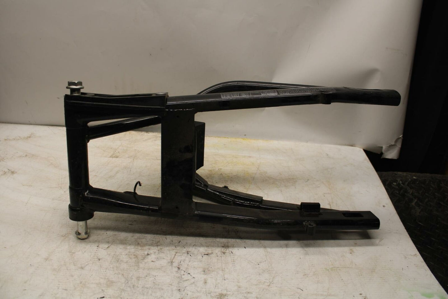 11-12 KAWASAKI NINJA 400 EX400 C REAR SWINGARM BACK SUSPENSION SWING ARM BB358