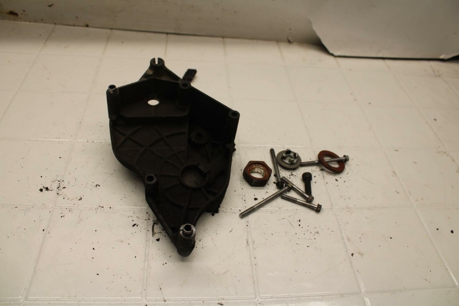 08-10 SUZUKI GSXR750 ENGINE SPROCKET COVER BB396