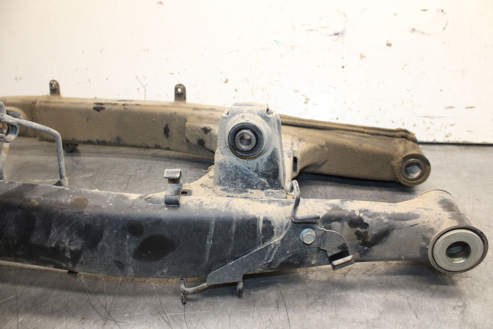 16-17 KAWASAKI VULCAN S 650 EN650 ABS REAR SWINGARM SUSPENSION ARM BB731