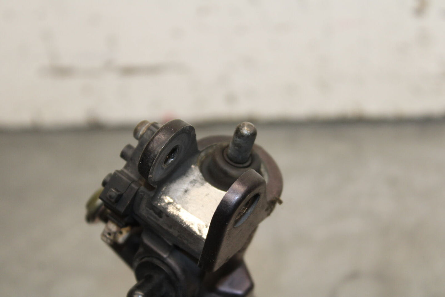 06 YAMAHA YZF R6 FRONT BRAKE MASTER CYLINDER BB716