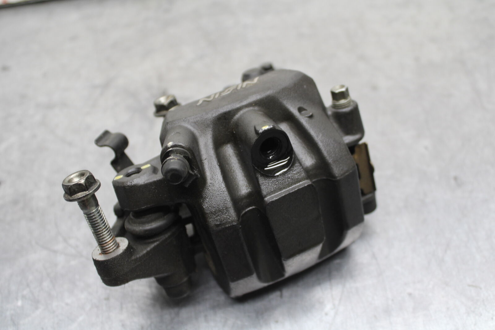 15-16 HONDA CB300F RIGHT FRONT BRAKE CALIPER BB740