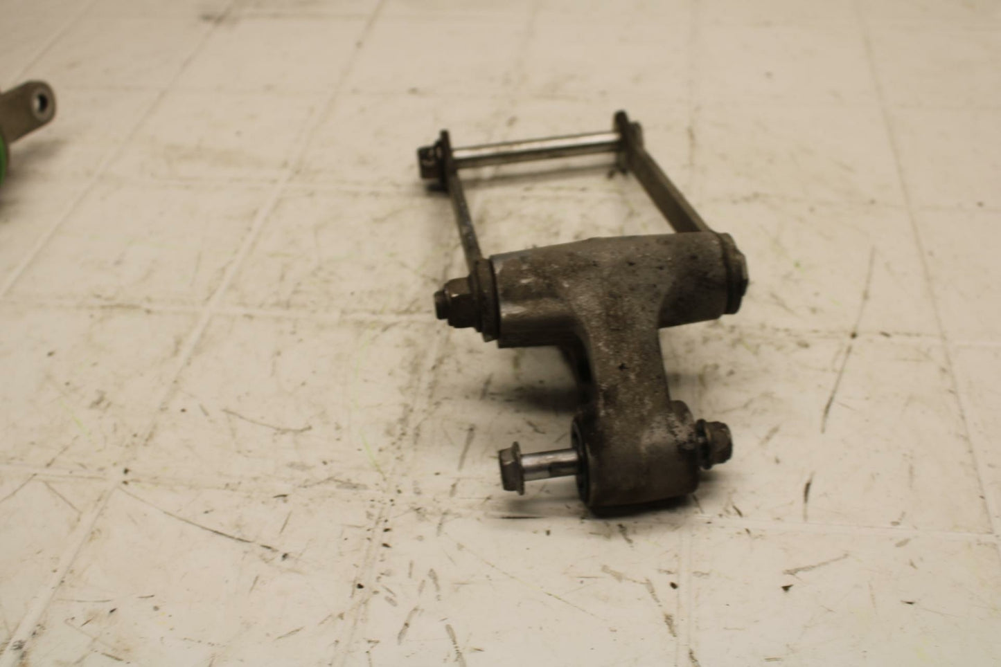 13-17 KAWASAKI NINJA ZX6R ZX636E REAR DOGBONE SHOCK LINKAGE LINK BB409