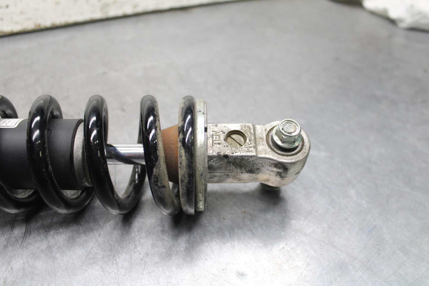 13 SUZUKI GSXR750 REAR BACK SHOCK ABSORBER SUSPENSION BB110