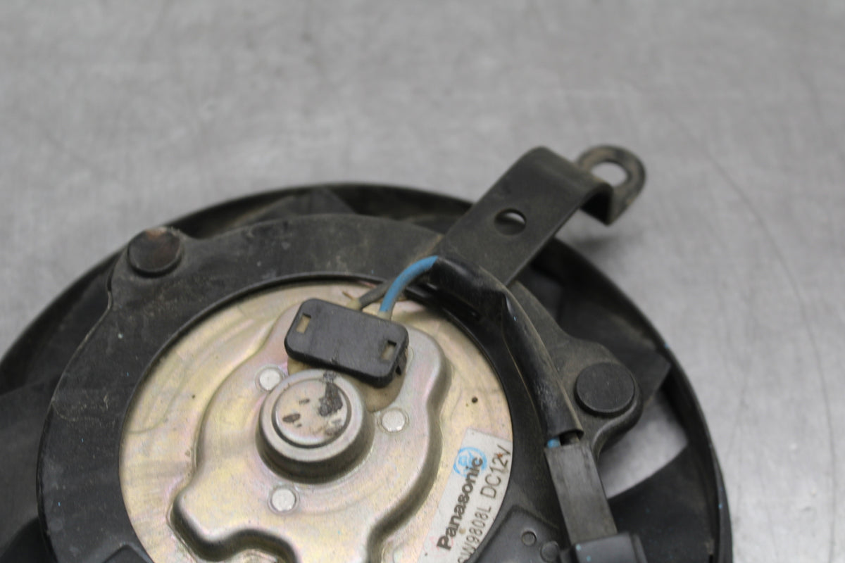 08-10 SUZUKI GSXR 600 ENGINE RADIATOR COOLING FAN BB753