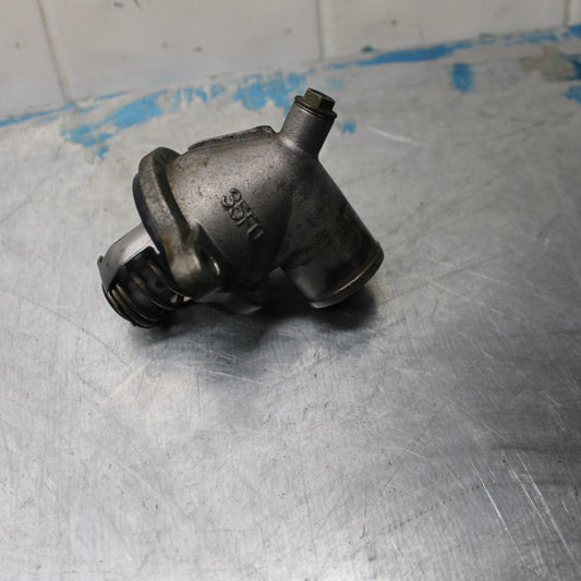 04-05 SUZUKI GSXR600 THERMOSTAT W HOUSING ASSEMBLY 17661-35F00 17670-65G00 BB329