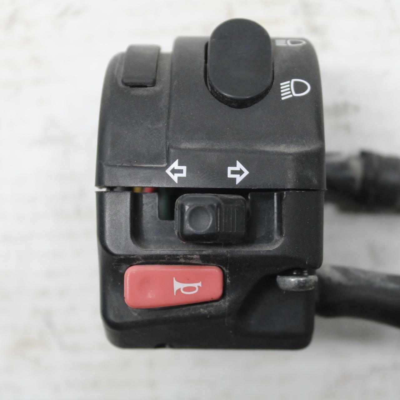 07-16 TRIUMPH STREET TRIPLE LEFT CLIP ON HANDLE HORN SIGNALS SWITCHES BB356