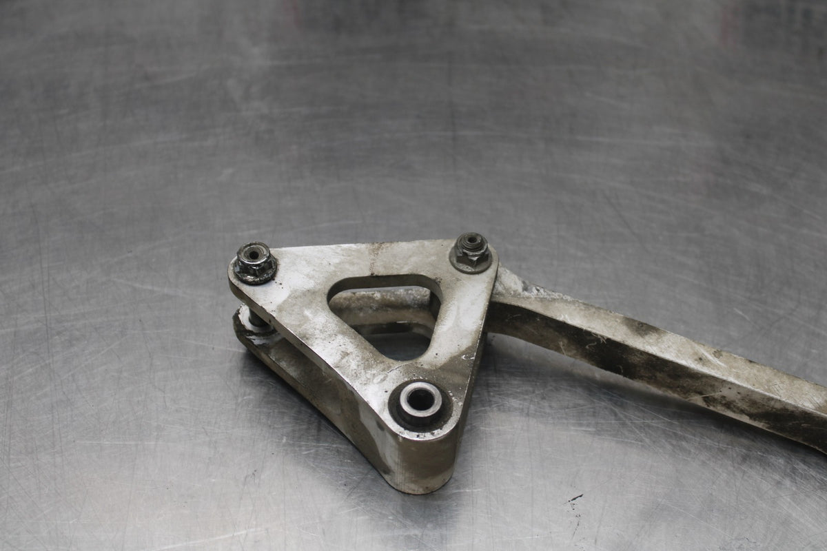 07 YAMAHA YZF R1 REAR DOGBONE SHOCK LINKAGE LINK BB826