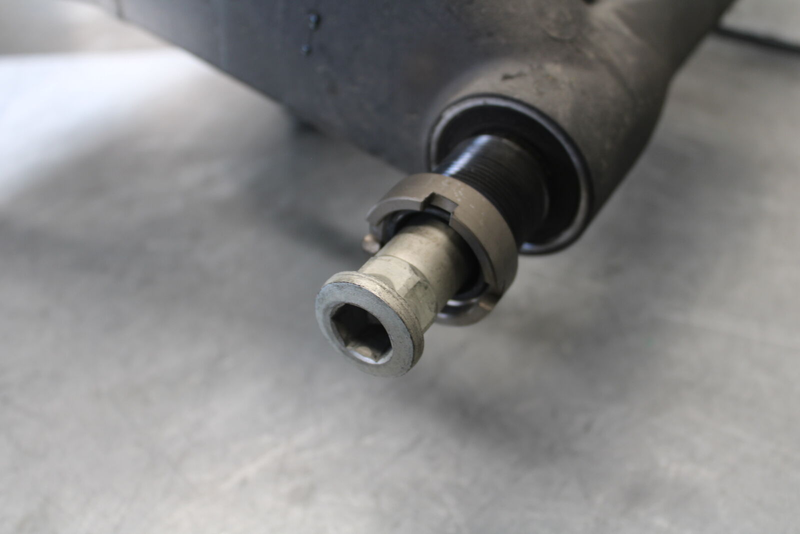 09-12 KAWASAKI NINJA ZX6R REAR SWINGARM BACK SWING ARM 33001-0212 BB698