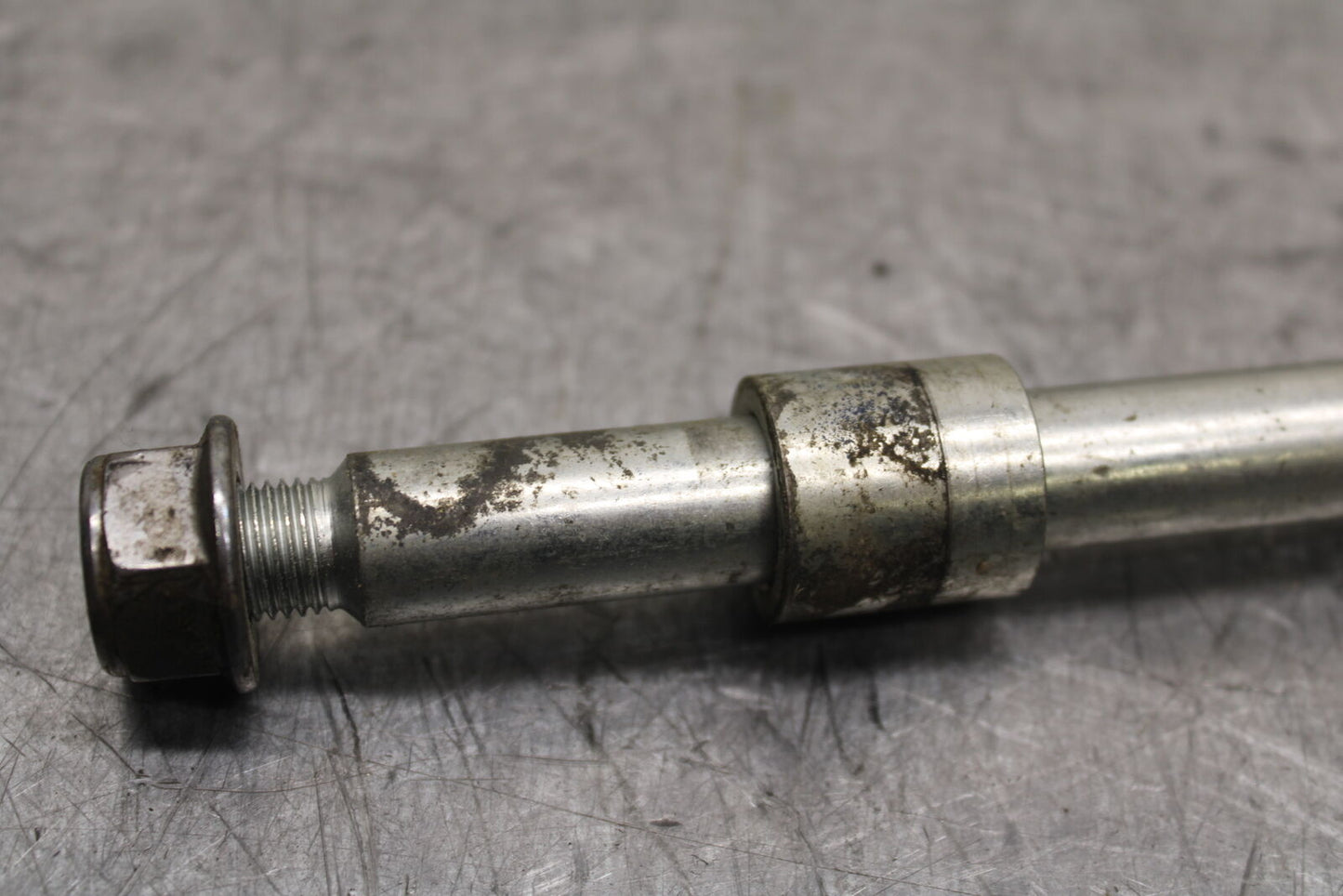 15-19 HONDA CBR300R FRONT WHEEL RIM AXLE PIVOT BOLT  BB112
