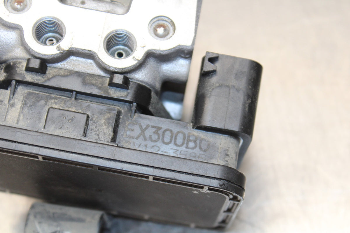 13-17 KAWASAKI NINJA 300 EX300 ABS ABS PUMP UNIT MODULE BB189