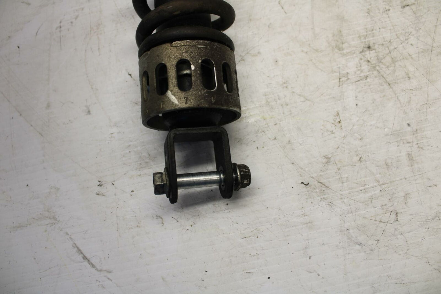 04-09 SUZUKI GS500F REAR BACK SHOCK ABSORBER SUSPENSION 62100-01D21 BB261