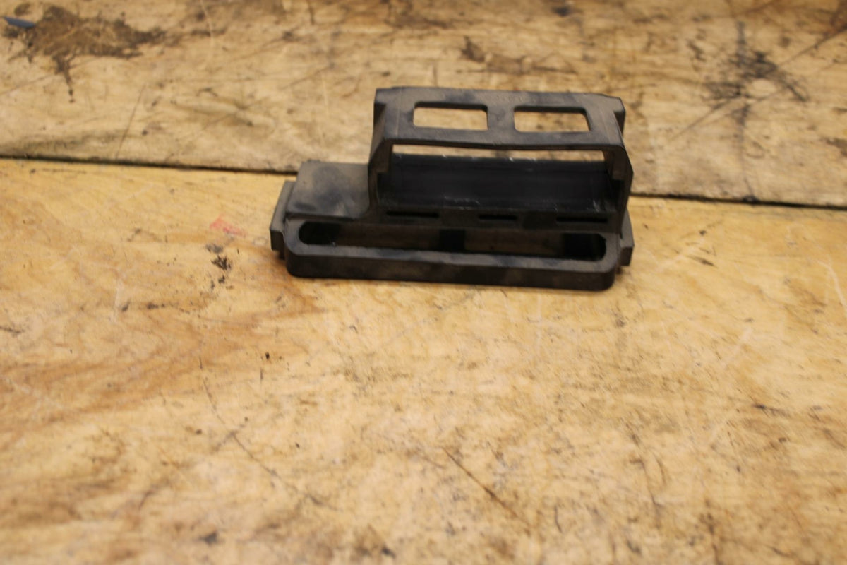 19-20 KAWASAKI NINJA ZX6R ECU  ECM CDI MOUNT SUPPORT BB338