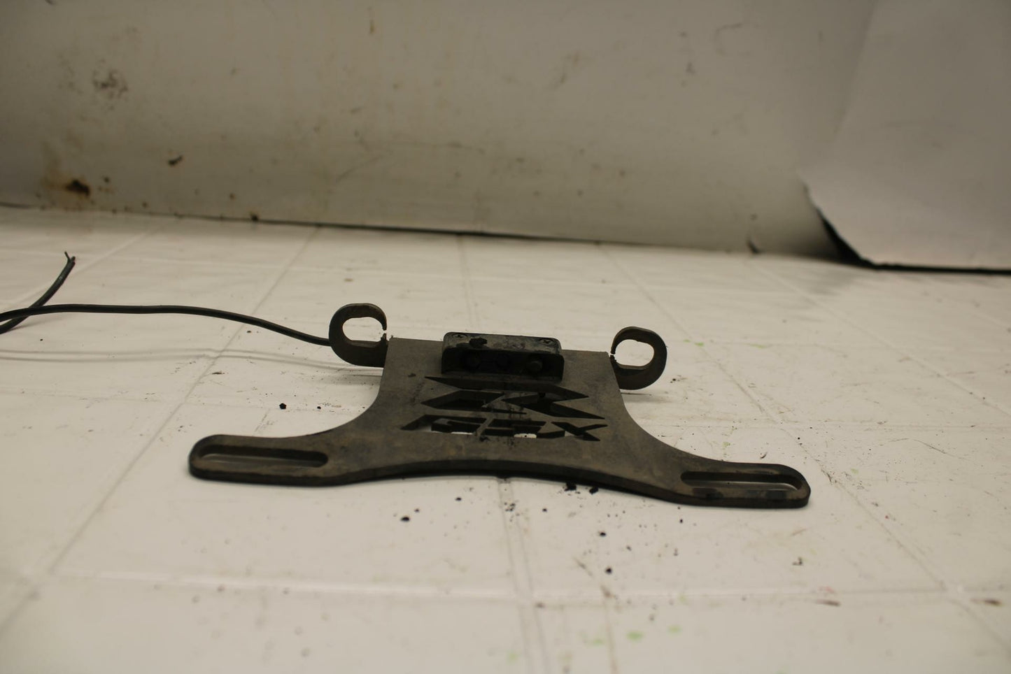 08-10 SUZUKI GSXR750 FENDER ELIMINATOR LICENSE PLATE BRACKET BB396 