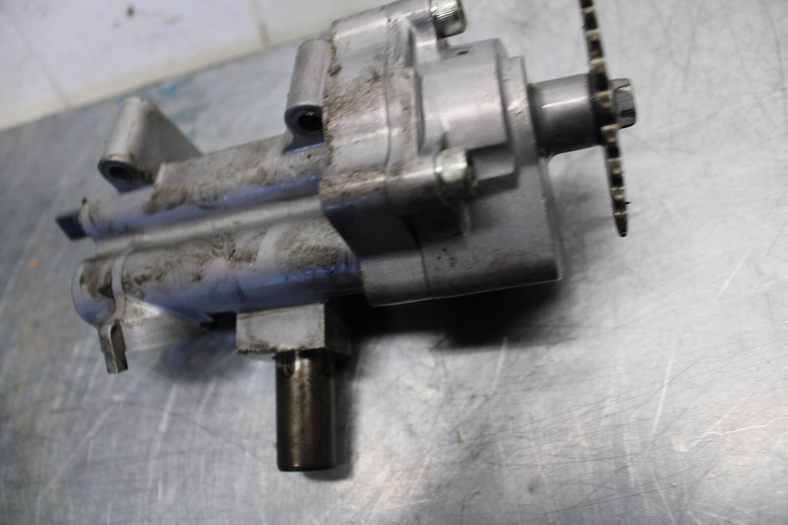06-07 SUZUKI GSXR600 ENGINE MOTOR OIL PUMP BB447
