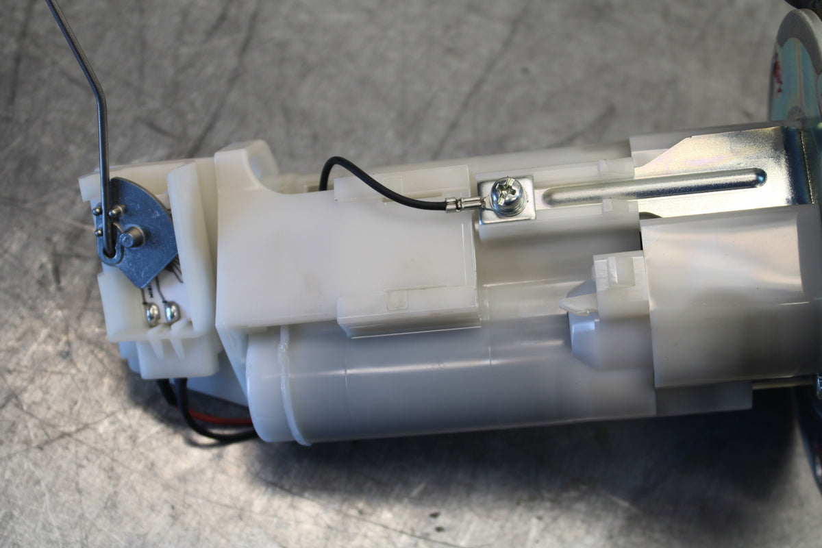 19-22 KAWASAKI Z400 FUEL PUMP GAS PETROL SENDER UNIT BB708