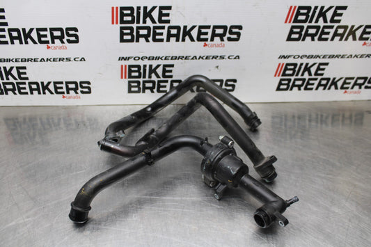 18 YAMAHA YZF R1  RADIATOR HOSES ENGINE COOLANT WATER PIPES HOSE KIT SET BB838