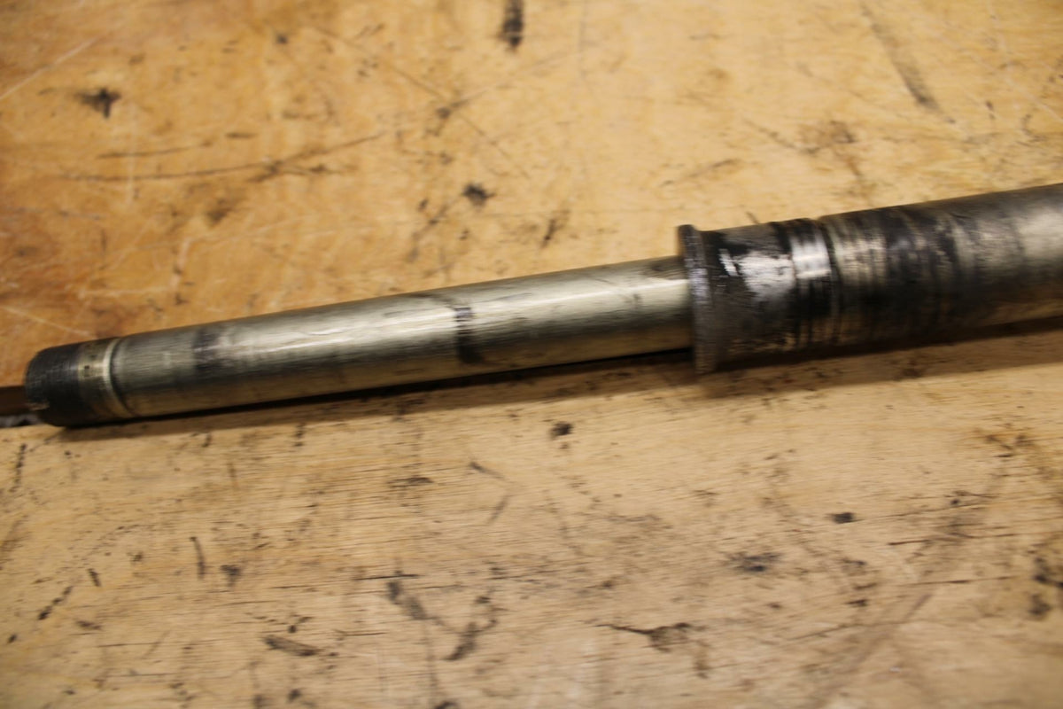 07-12 SUZUKI BANDIT 650S FRONT WHEEL RIM AXLE PIVOT BOLT BB328