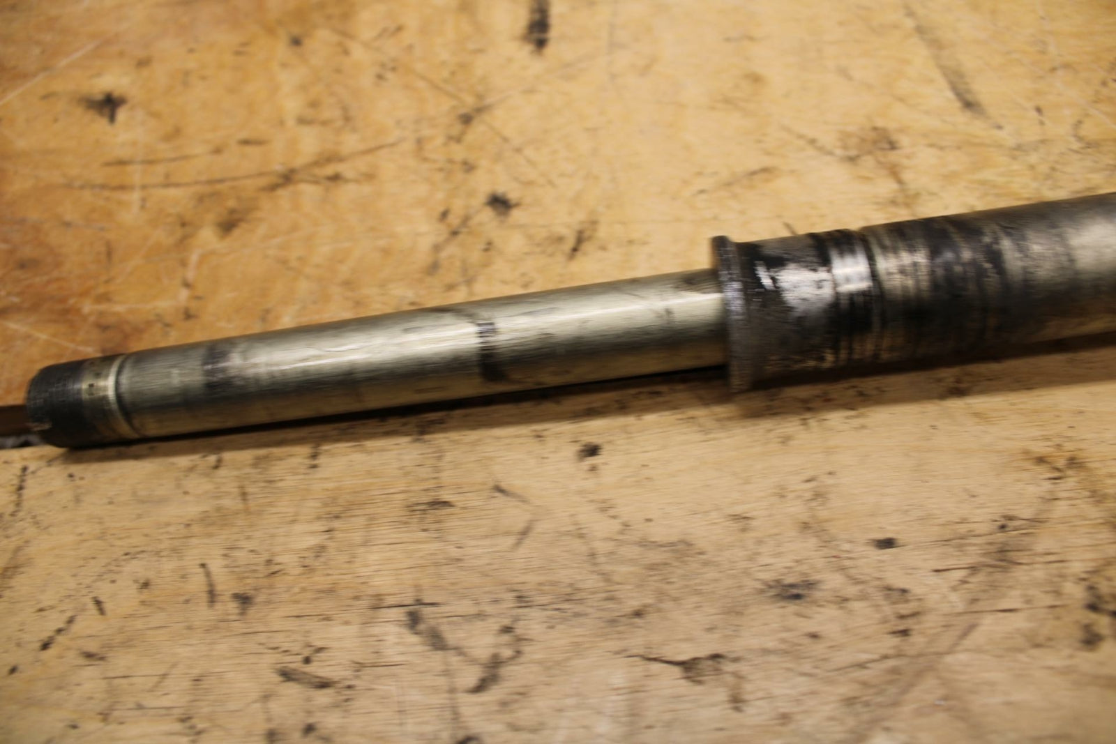 07-12 SUZUKI BANDIT 650S FRONT WHEEL RIM AXLE PIVOT BOLT BB328