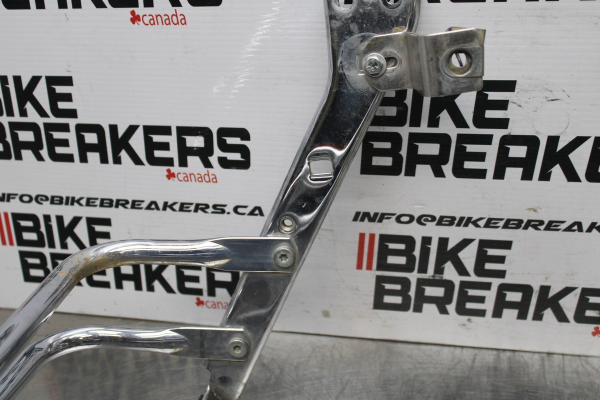99-00 HARLEY-DAVIDSON ELECTRA GLIDE FLHT SADDLEBAG CASE MOUNTING BRACKET BB805