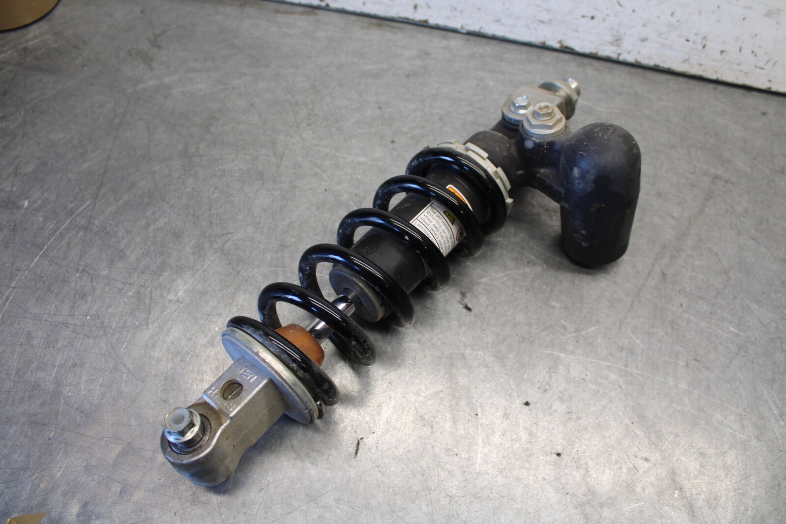 11-24 SUZUKI GSXR750 REAR BACK SHOCK ABSORBER SUSPENSION  BB687