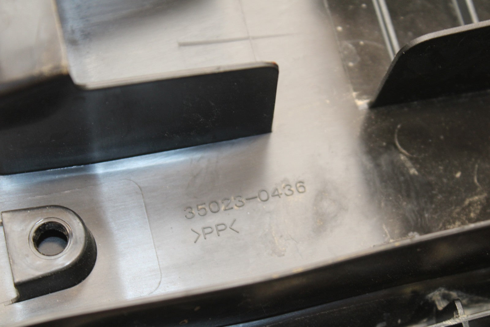 18-23 KAWASAKI NINJA 400 EX400 ABS REAR TAIL UNDERTAIL FAIRING COWL FENDER BB192