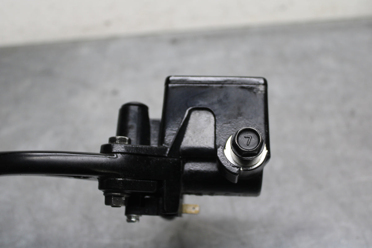13-17 KAWASAKI NINJA 300 FRONT BRAKE MASTER CYLINDER w/ LEVER BB128
