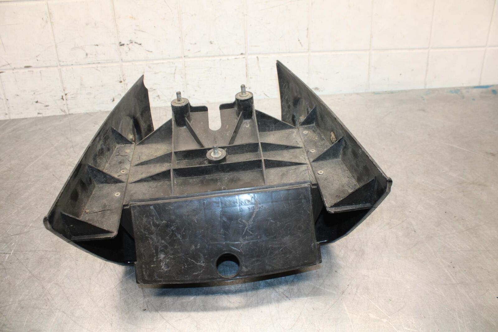 1983 Suzuki GS850G REAR BACK TAIL FAIRING COWL SHROUD