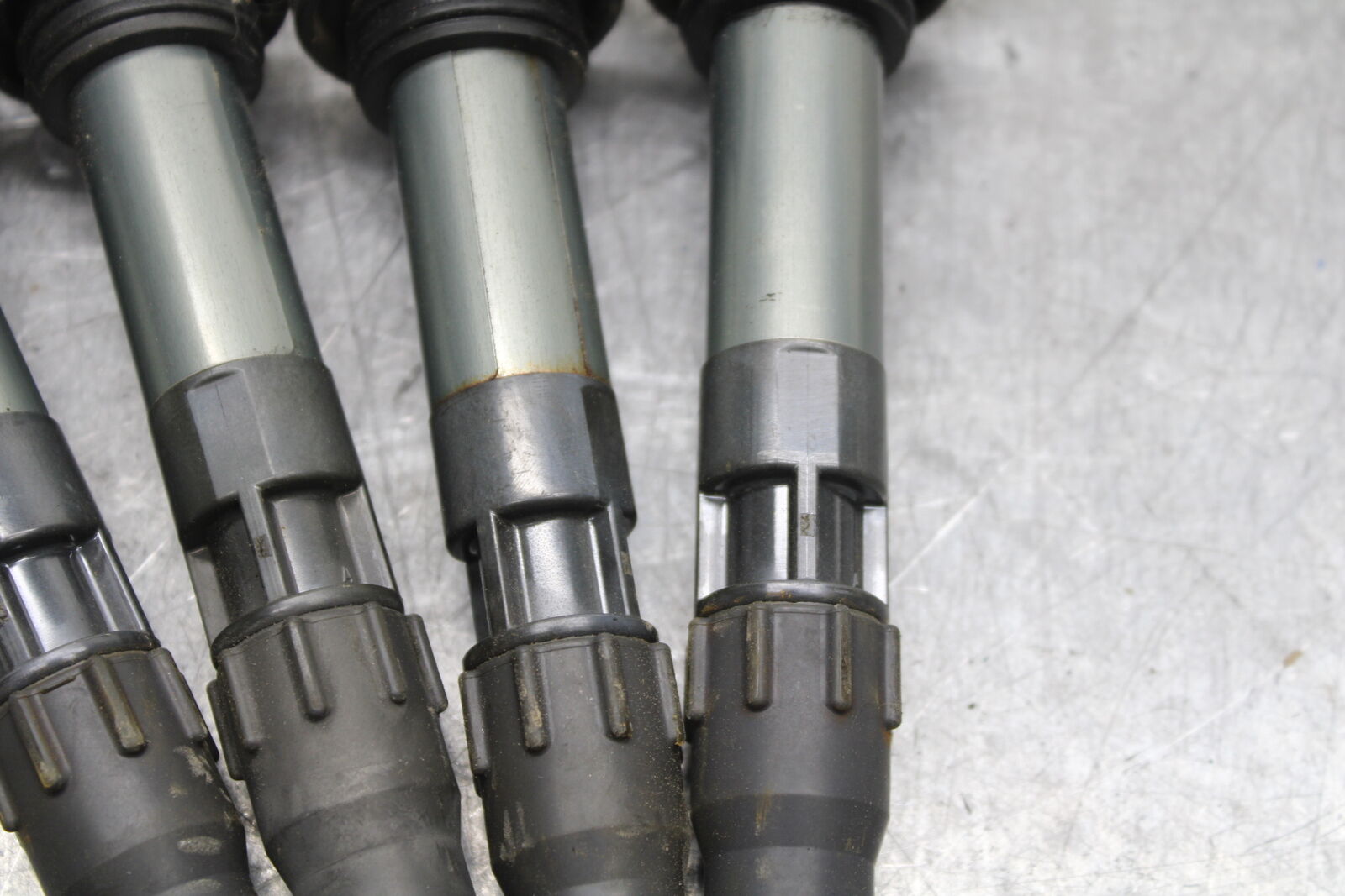 08-10 SUZUKI GSXR 600 IGNITION COILS COIL SPARK PLUG CAPS  BB721