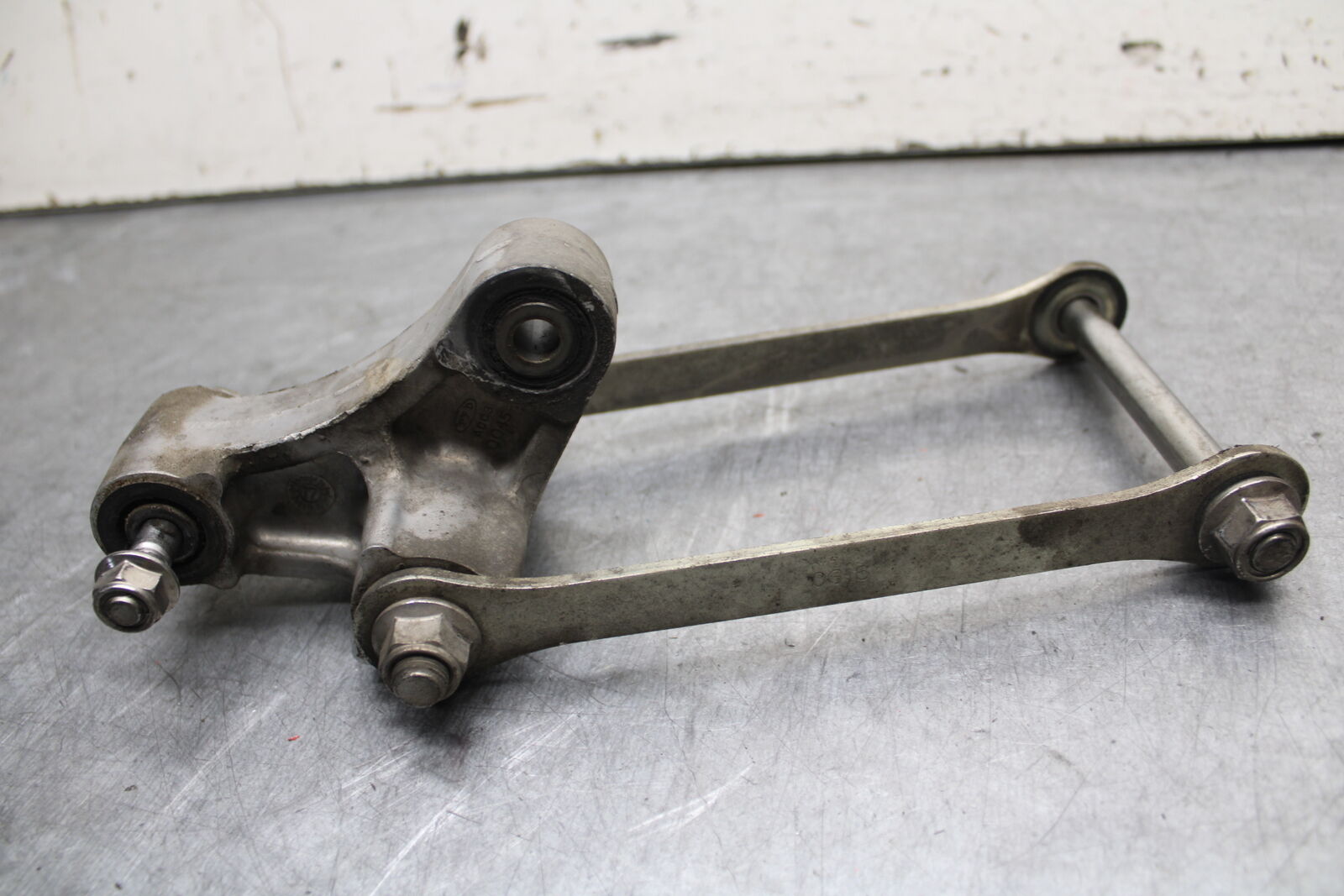 13-18 KAWASAKI NINJA ZX6R REAR DOGBONE SHOCK LINKAGE 39007-0045 39111-0316 BB666