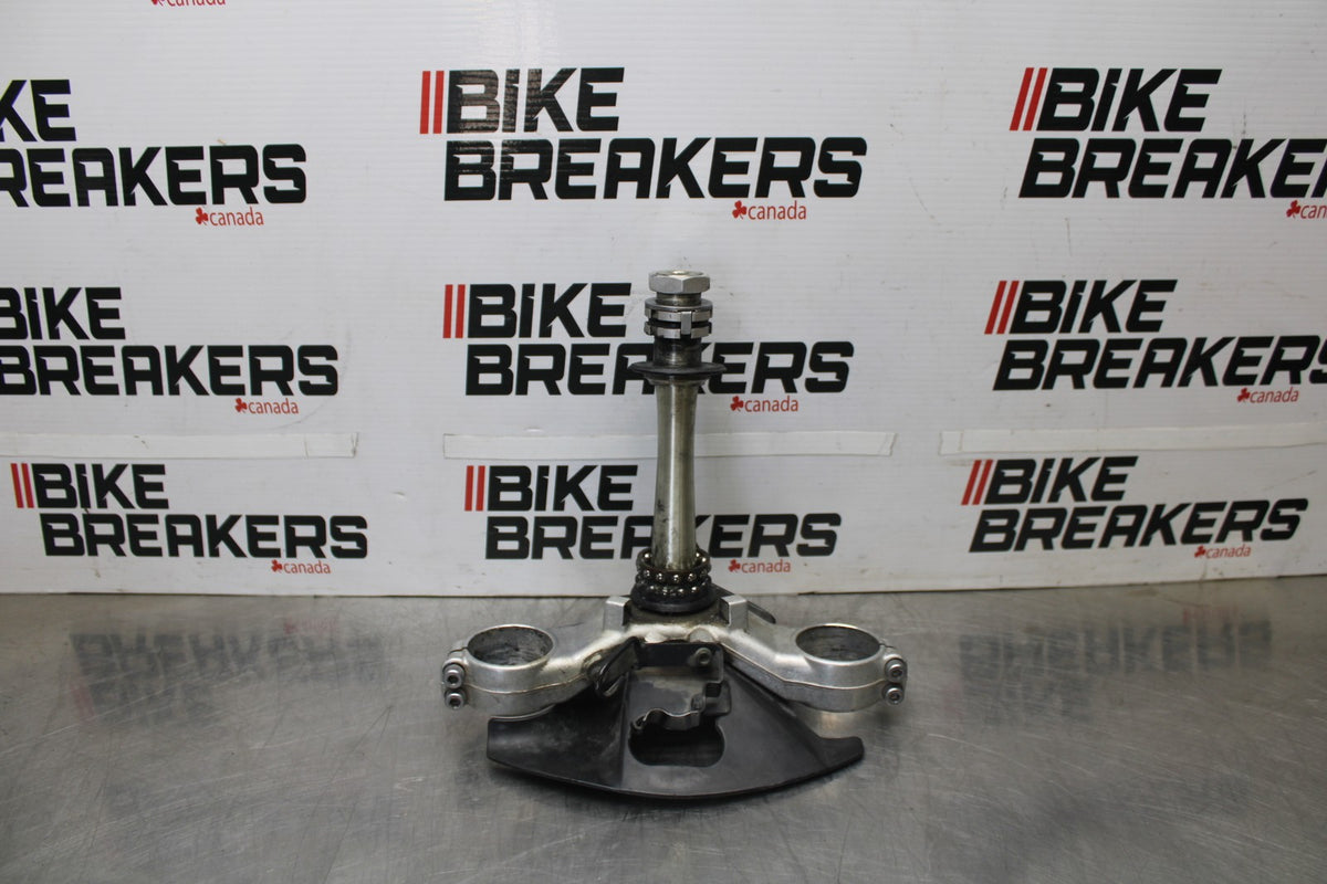 00-01 YAMAHA YZF R1 FRONT FORKS CLAMP LOWER TRIPLE TREE STEM BB755