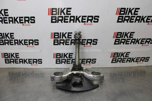 00-01 YAMAHA YZF R1 FRONT FORKS CLAMP LOWER TRIPLE TREE STEM BB755