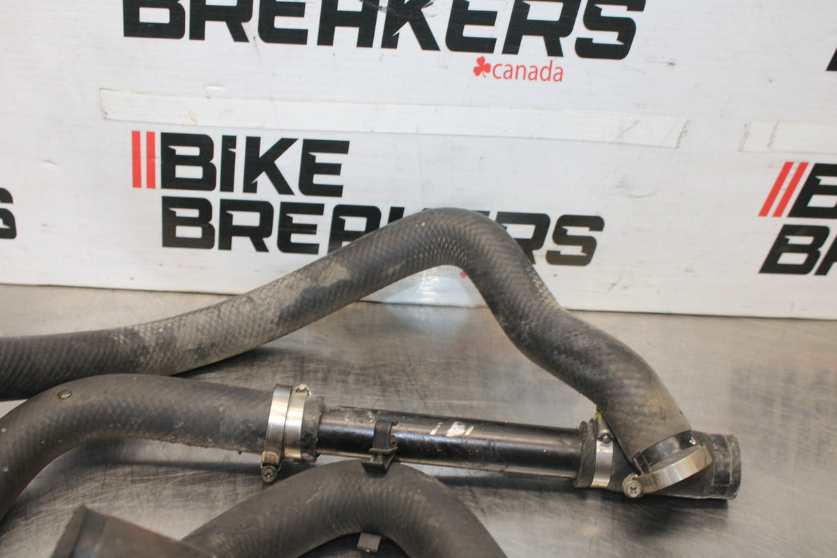 04-05 KAWASAKI NINJA ZX10R RADIATOR HOSES ENGINE COOLANT WATER PIPES HOSE BB931