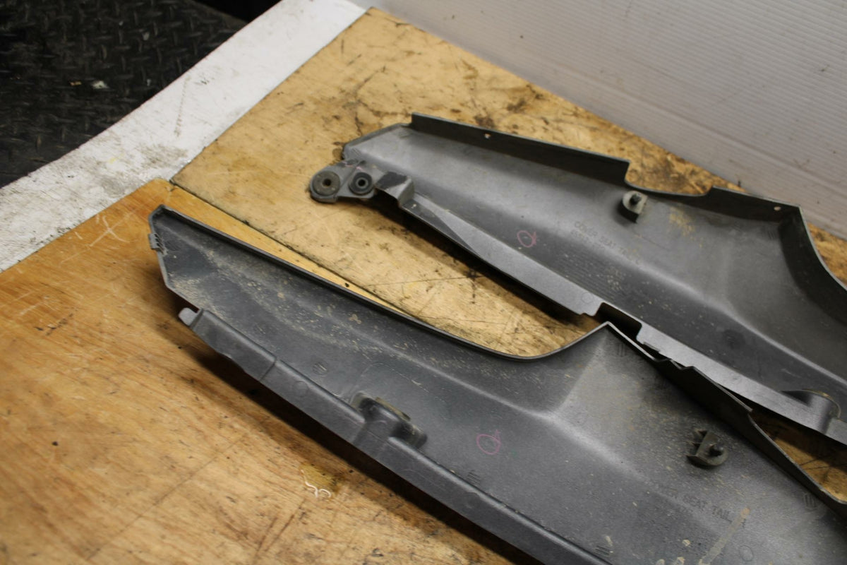 07-11 SUZUKI VSTROM 650 RIGHT LEFT FRONT SIDE SEAT PANELS COWLS FAIRINGS BB340
