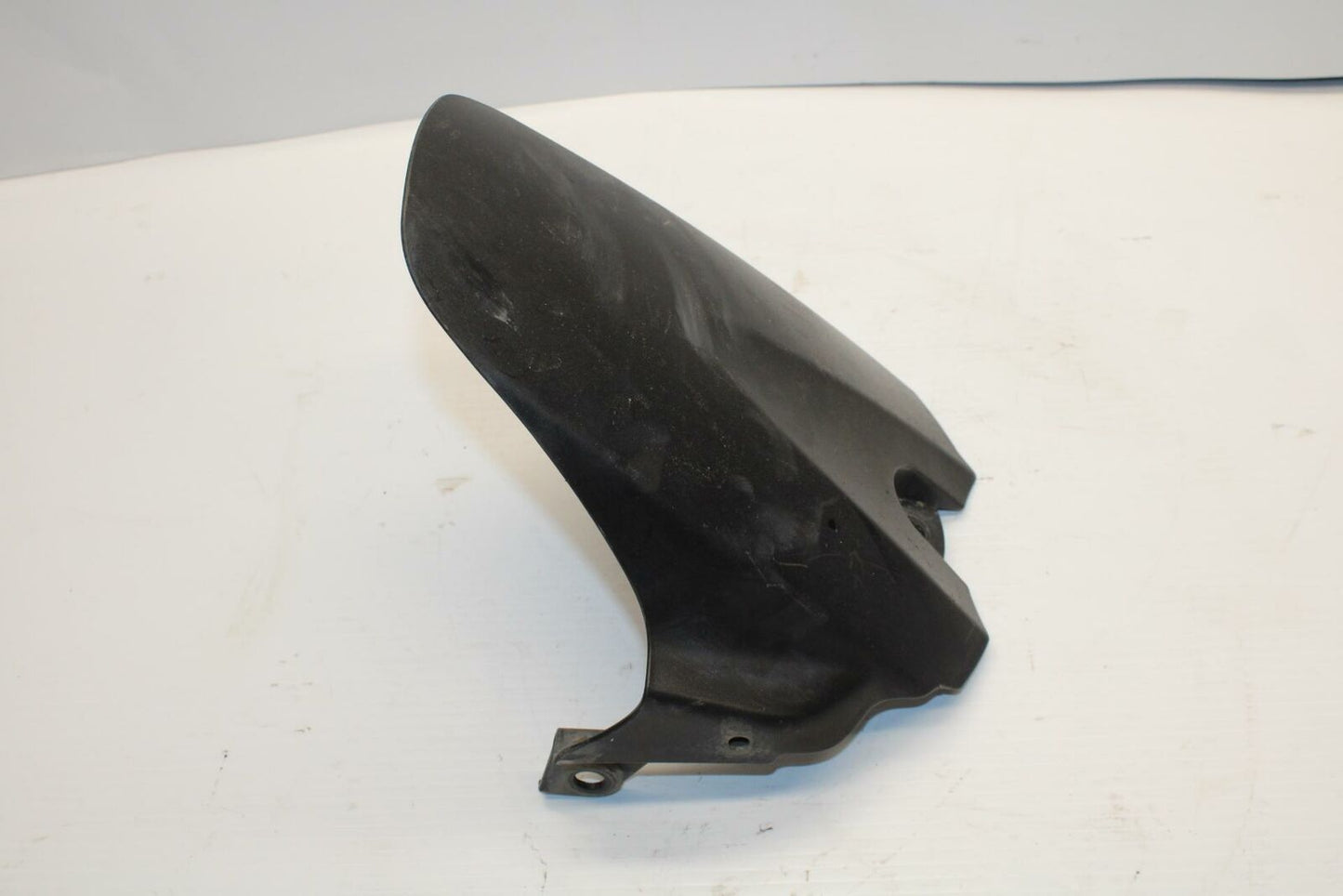 08-09 SUZUKI GSXR600 REAR BACK WHEEL TIRE HUGGER FENDER BB244