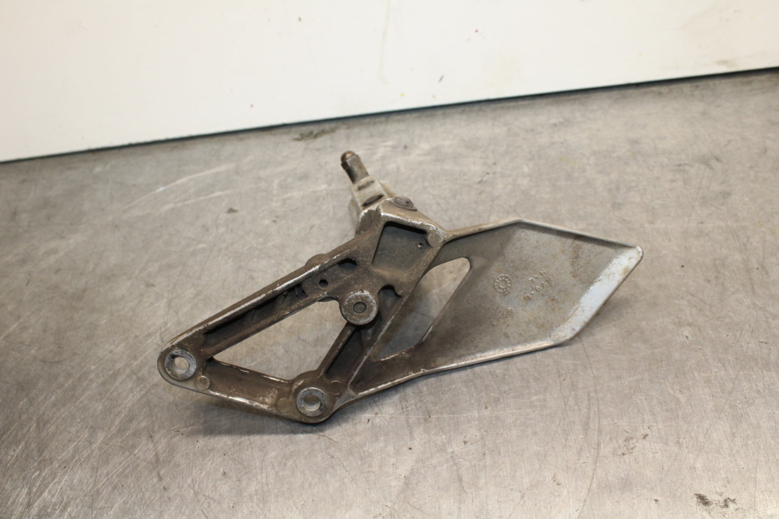 95-98 HONDA CBR600F3 LEFT REARSET REAR SET DRIVER FOOT PEG REST STOP BB122