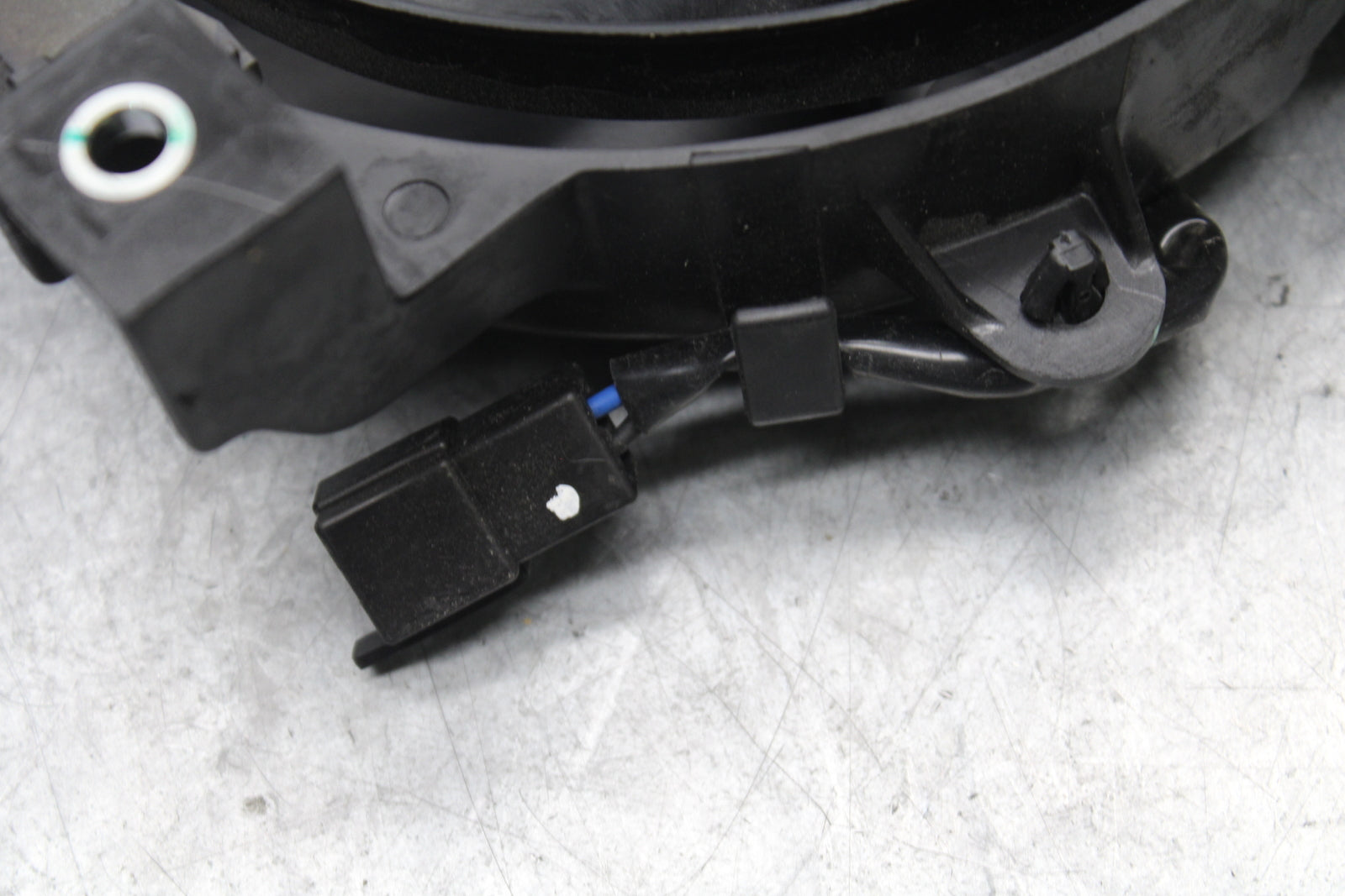 18-23 KAWASAKI NINJA 400 ENGINE RADIATOR COOLING FAN BB660