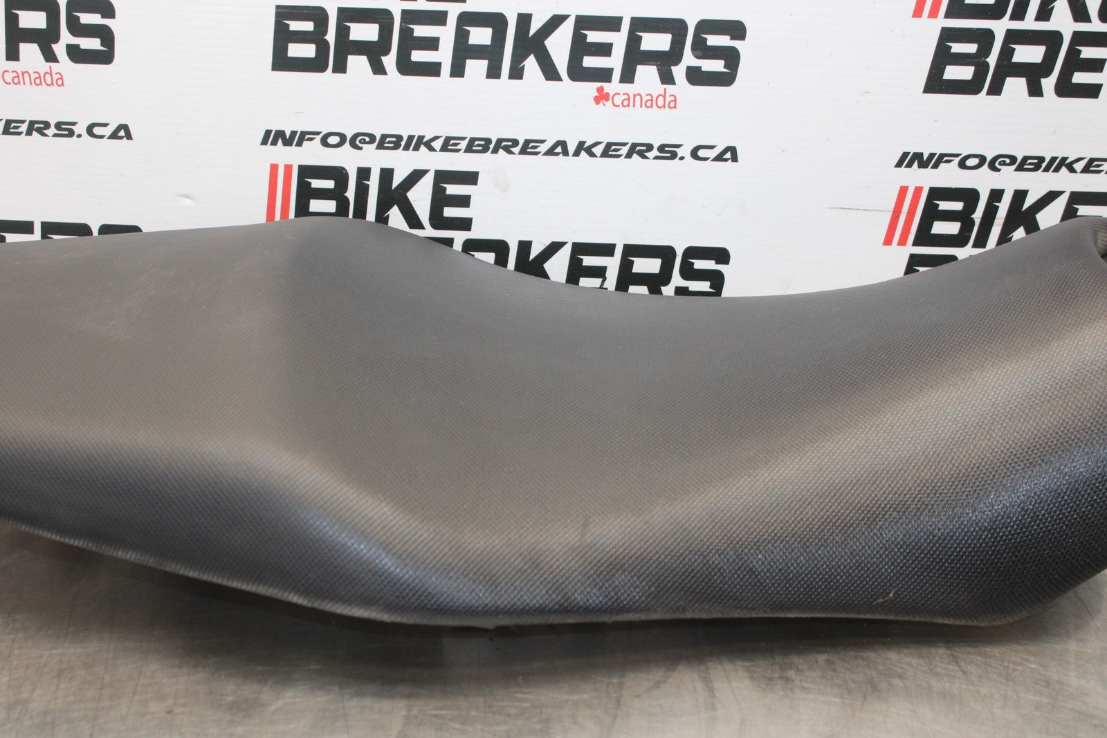 09-10 KAWASAKI ER-6N FRONT REAR SEAT SADDLE BB205