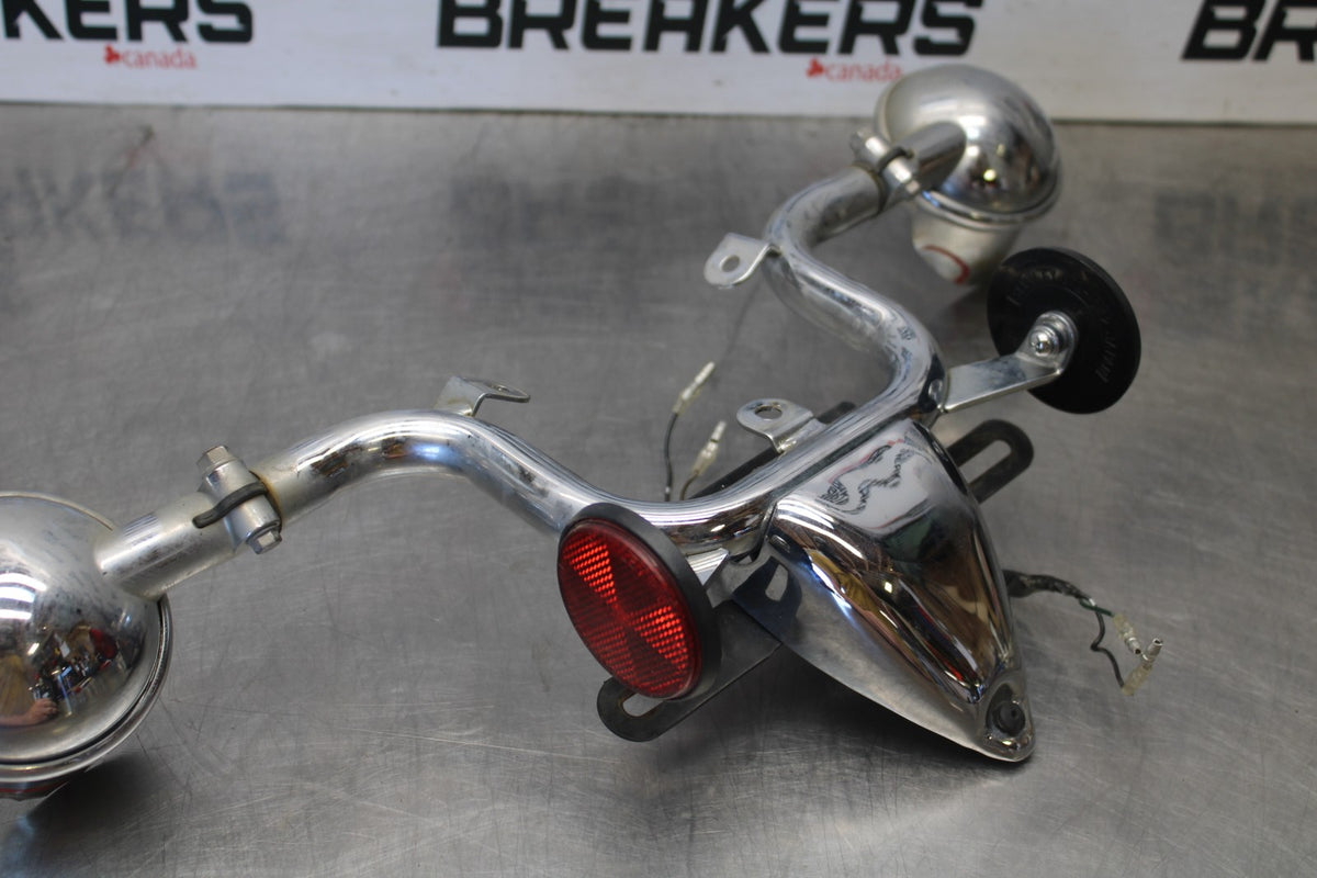 08 YAMAHA V STAR 1100 XVS1100AW CLASSIC REAR TURN SIGNAL BAR MOUNT BRACKET BB916