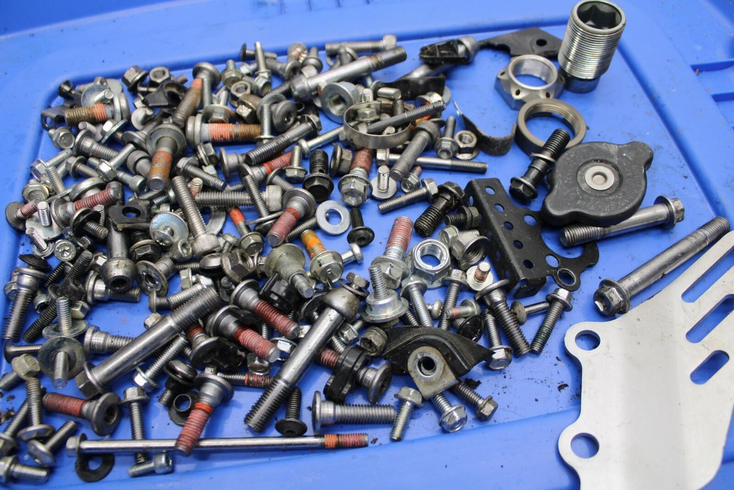 2012 Kawasaki Ninja ZX14R ZX1400E MISCELLANEOUS  MOUNTING BOLTS HARDWARE  BB60